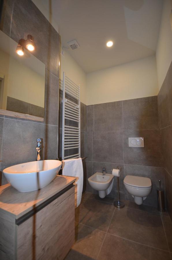 Вілла Varennahouse Aston Apt Екстер'єр фото